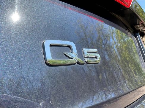 Used 2019 Audi Q5 2.0T Premium Plus w/ Premium Plus Package AWD/4WD image 24