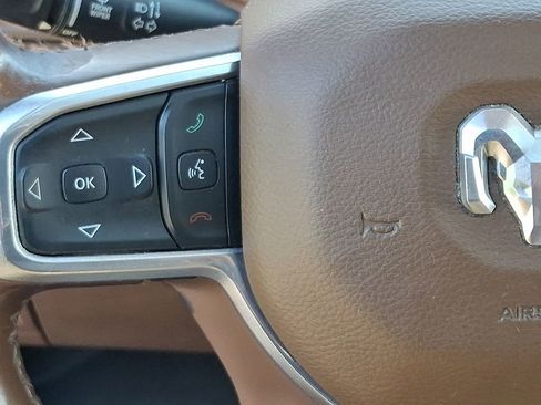 Used 2019 RAM 1500 Laramie AWD/4WD image 21