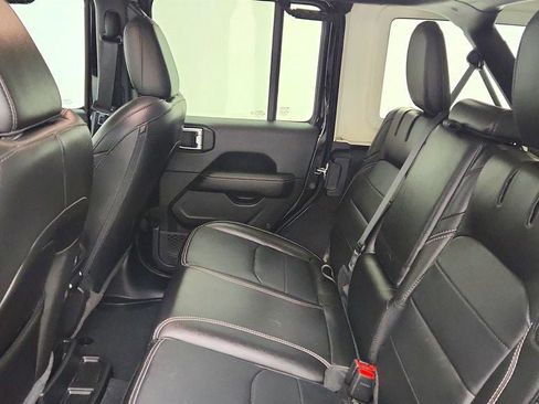 Used 2023 Jeep Wrangler Unlimited Sahara AWD/4WD image 21