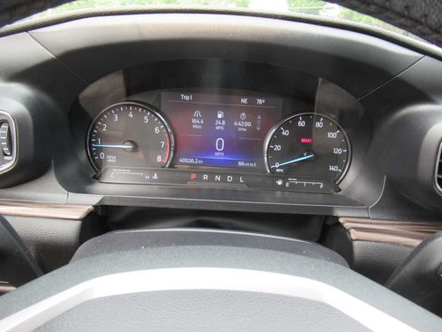 Used 2023 Ford Explorer Limited w/ Limited Technology Package AWD/4WD image 33