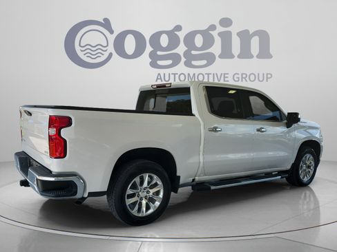 Used 2022 Chevrolet Silverado 1500 LTZ w/ Safety Package II AWD/4WD image 5