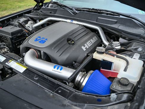 Used 2010 Dodge Challenger R/T w/ Mopar 10 Pkg image 19