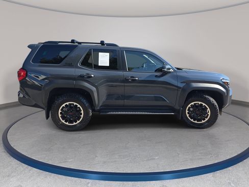 Used 2025 Toyota 4Runner TRD Sport Premium AWD/4WD image 4