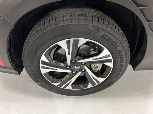 Used 2025 Subaru Crosstrek 2.0i Premium AWD/4WD image 8