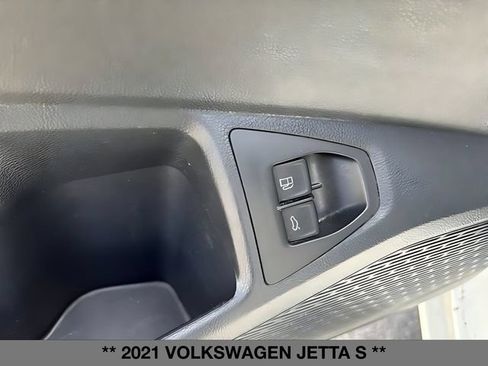 Used 2021 Volkswagen Jetta S FWD image 13