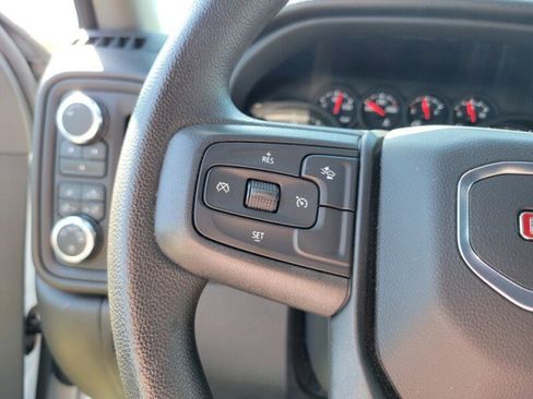 Used 2025 GMC Sierra 3500 Pro AWD/4WD image 9