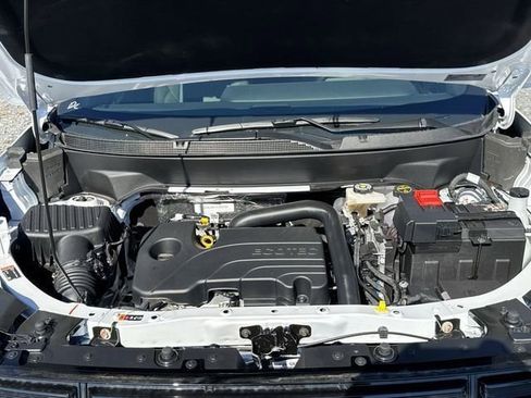 New 2026 GMC Terrain AT4 w/ LPO, Floor Liner Package AWD/4WD image 31