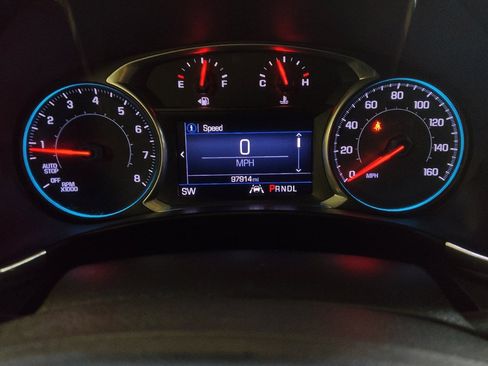 Used 2020 Chevrolet Equinox LT AWD/4WD image 23