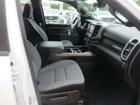 Used 2023 RAM 1500 Lone Star AWD/4WD image 11