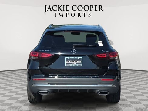 Used 2023 Mercedes-Benz GLA 250 4MATIC image 6