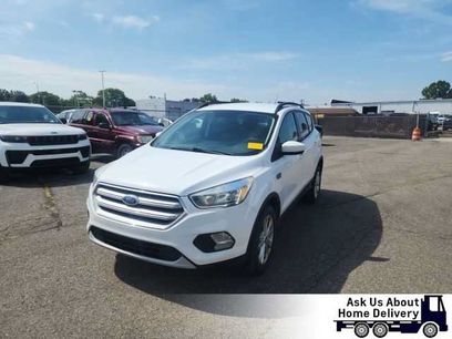 Used 2018 Ford Escape SE w/ SE Sync 3 Package