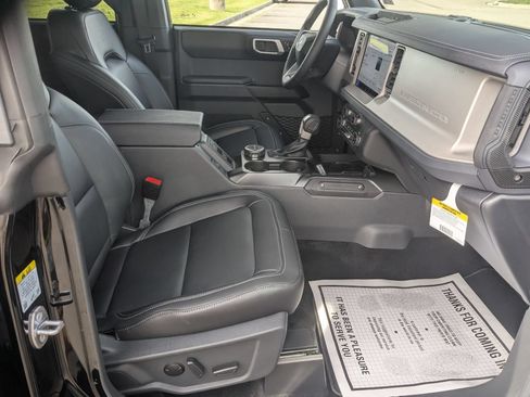 New 2026 Ford Bronco Outer Banks AWD/4WD image 37