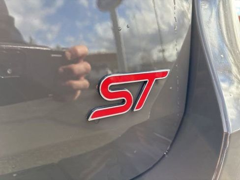 New 2026 Ford Explorer ST w/ Sun And Sound Package image 40