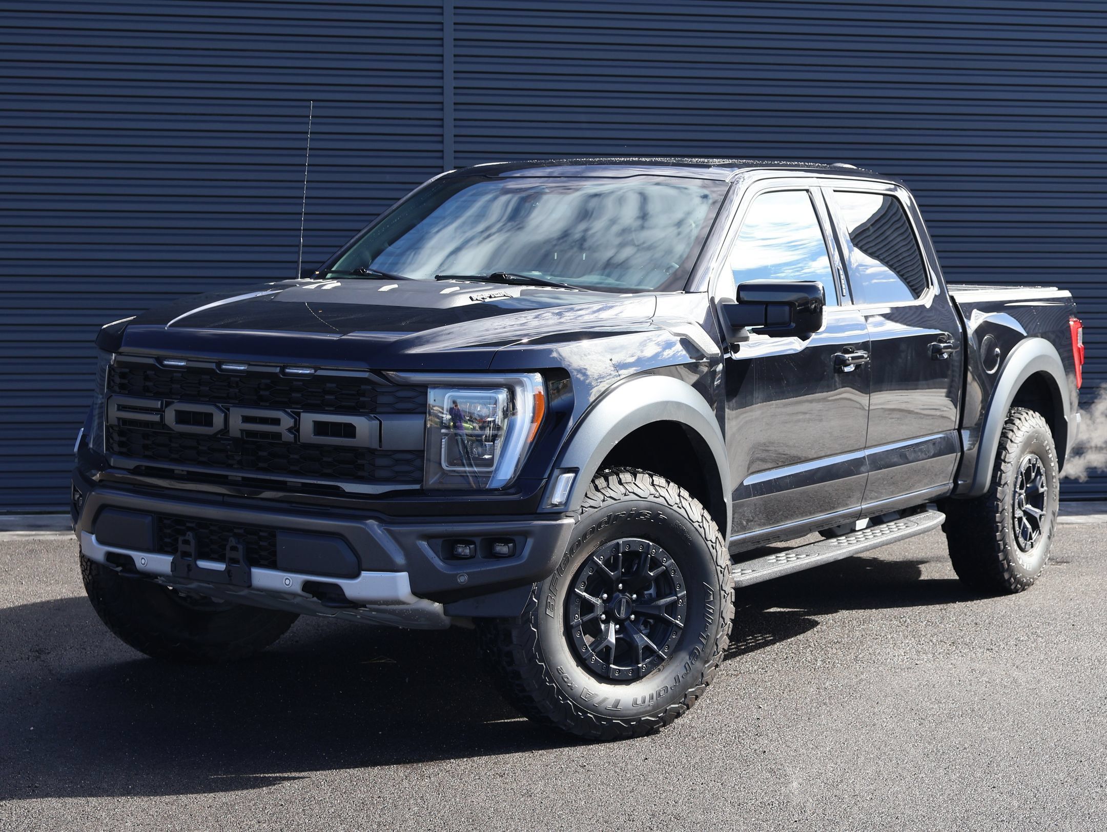 Used 2023 Ford F150 Raptor w/ Raptor 37 Performance Package AWD/4WD image 1