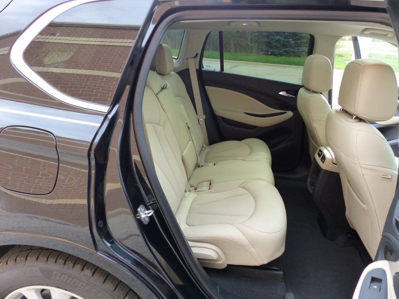 Used 2019 Buick Envision Preferred FWD image 47