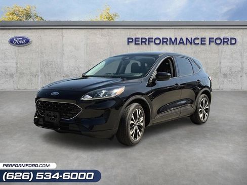 Used 2022 Ford Escape SE w/ SE Sport Appearance Package FWD image 1