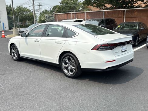 Used 2024 Honda Accord EX image 21