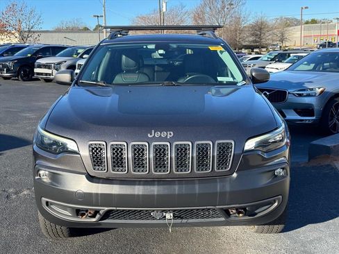 Used 2020 Jeep Cherokee Trailhawk image 8