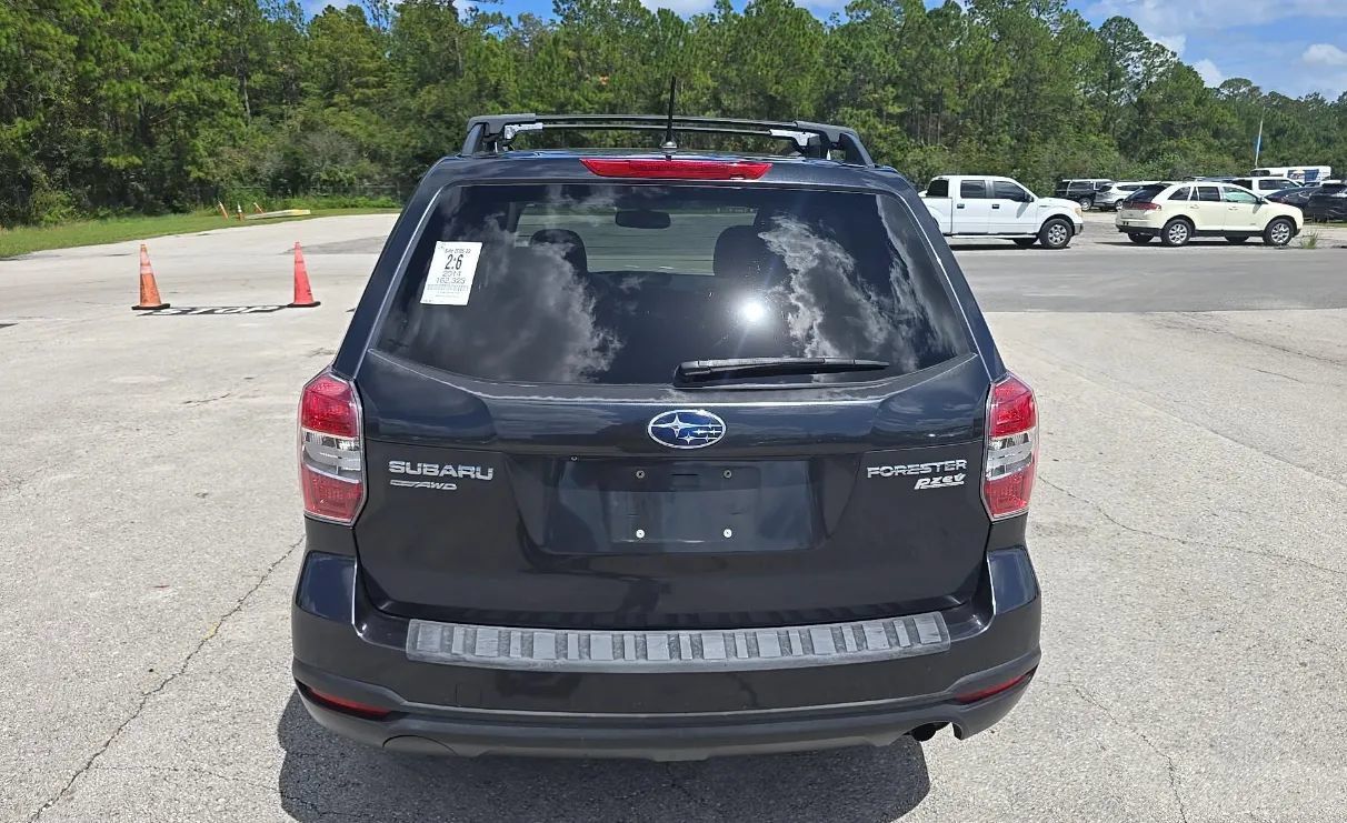 Used 2014 Subaru Forester 2.5i Premium w/ Popular Package #2 AWD/4WD image 5