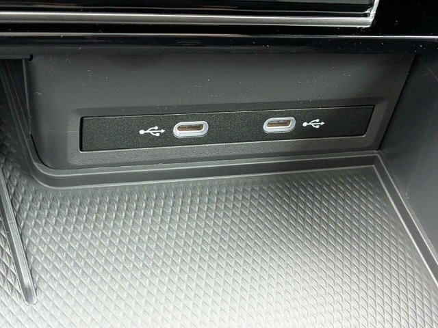 New 2026 Volkswagen Atlas SE FWD image 25