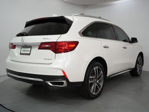 Used 2017 Acura MDX SH-AWD w/ Advance Package image 9