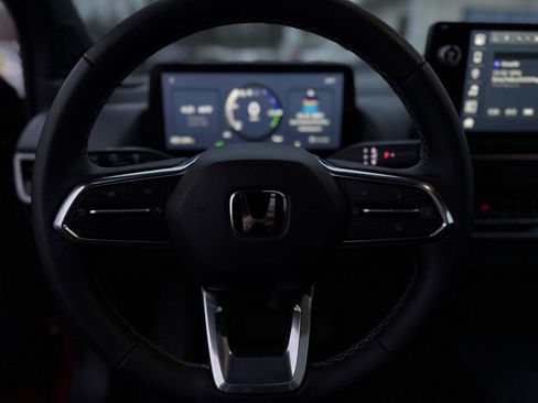 Certified 2024 Honda Prologue Touring image 17