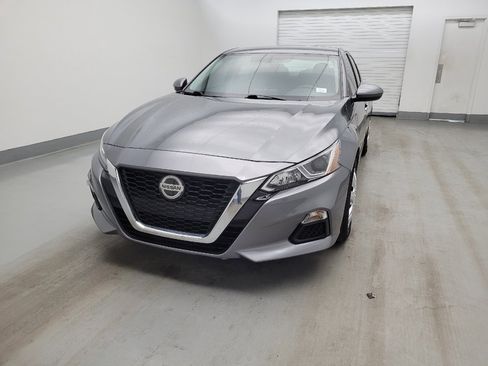 Used 2019 Nissan Altima 2.5 S FWD image 15