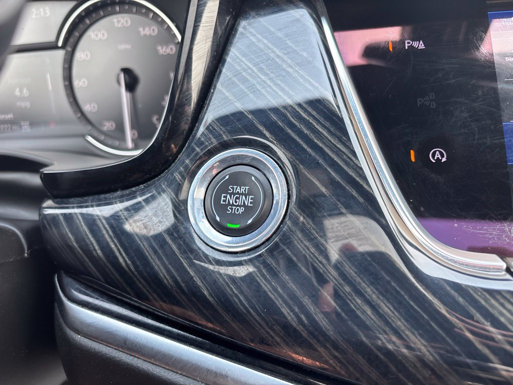 Used 2024 Cadillac XT6 Premium Luxury AWD/4WD image 25