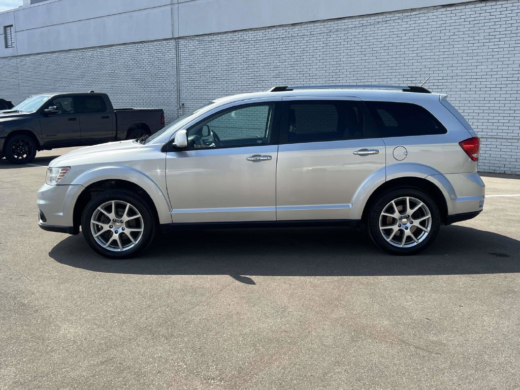 Used 2014 Dodge Journey Limited w/ Driver Convenience Group FWD image 2