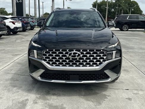 Used 2022 Hyundai Santa Fe Limited w/ Winter Weather Package FWD image 3