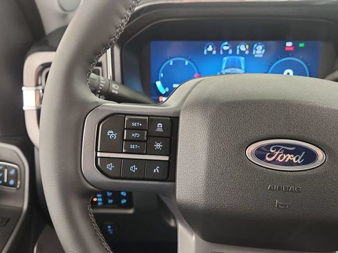 New 2026 Ford F250 Lariat w/ Black Appearance Package AWD/4WD image 22