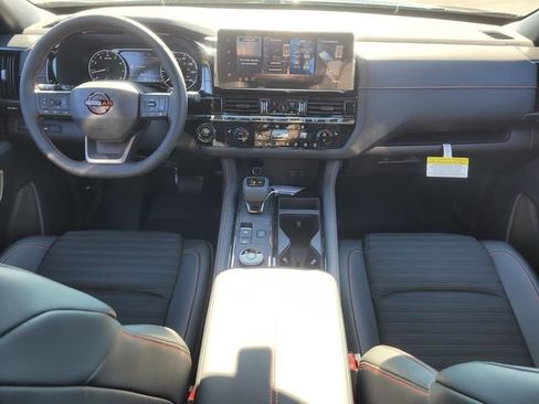 New 2026 Nissan Pathfinder Rock Creek w/ Rock Creek Premium Package AWD/4WD image 9