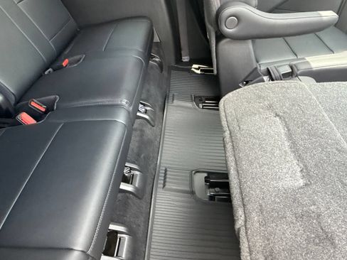New 2026 GMC Acadia Elevation w/ Elevation Premium Package FWD image 18