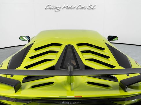 Used 2019 Lamborghini Aventador SVJ AWD/4WD image 20