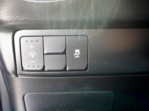 Used 2019 Kia Soul + FWD image 27