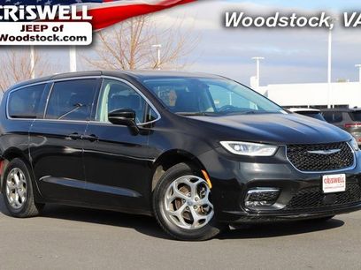 Used 2024 Chrysler Pacifica Limited