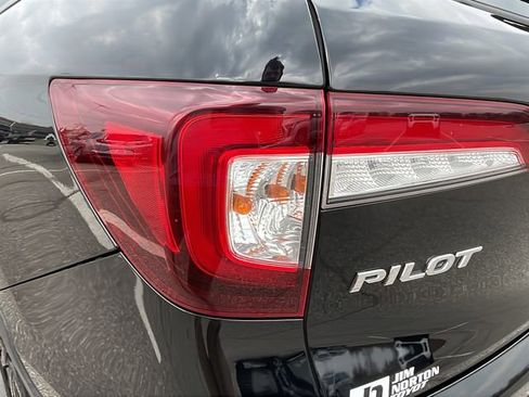 Used 2021 Honda Pilot Black Edition image 11