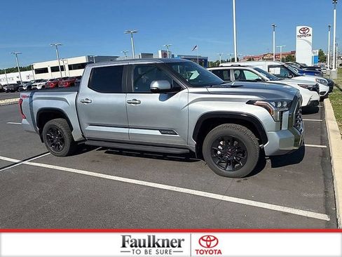 Used 2024 Toyota Tundra Platinum w/ TRD Off-Road Package AWD/4WD image 3