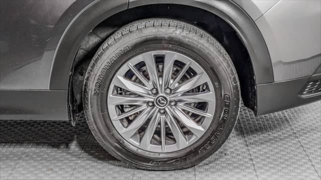 Used 2024 MAZDA CX-90 3.3 Turbo w/ Preferred Plus AWD/4WD image 38