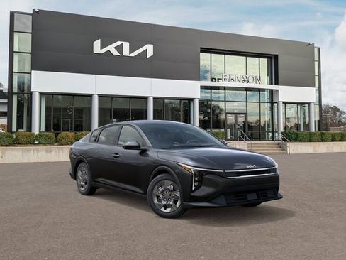 New 2026 Kia K4 LX FWD image 9