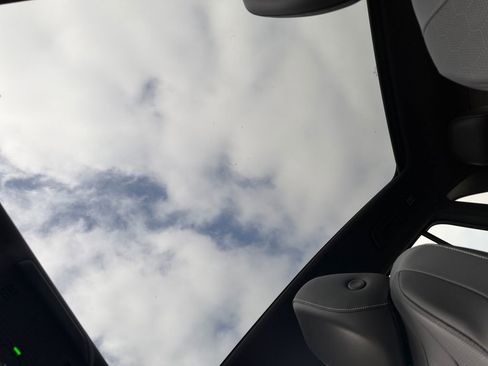 Certified 2023 Volkswagen ID.4 Pro S RWD image 17