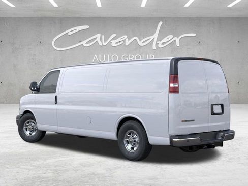 New 2026 Chevrolet Express 3500 Extended image 3