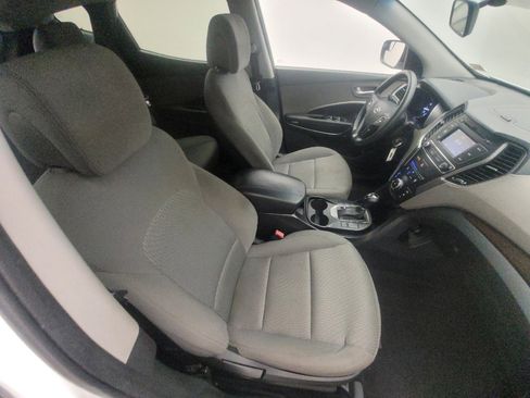 Used 2018 Hyundai Santa Fe Sport image 21