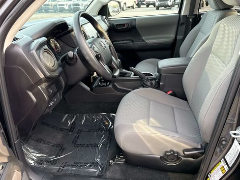 Used 2023 Toyota Tacoma SR AWD/4WD image 11