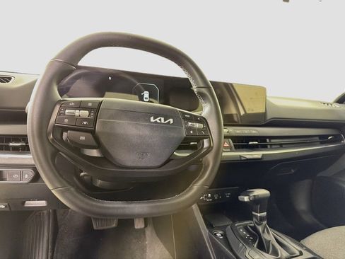 Used 2025 Kia K4 EX FWD image 15