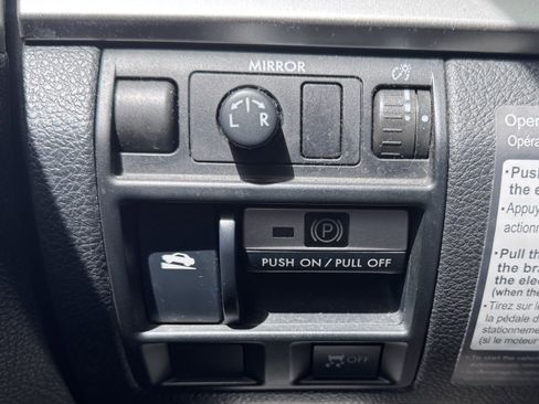 Used 2012 Subaru Outback 2.5i Premium w/ All-Weather Pkg AWD/4WD image 14