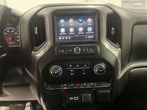 Used 2021 Chevrolet Silverado 1500 Custom AWD/4WD image 24