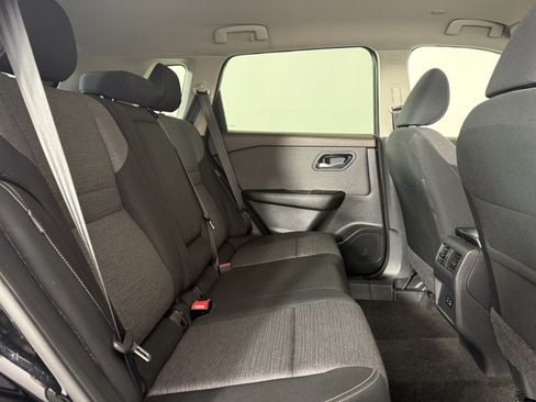 Used 2023 Nissan Rogue SV AWD/4WD image 13