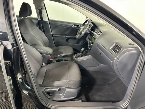Used 2014 Volkswagen Jetta S image 28