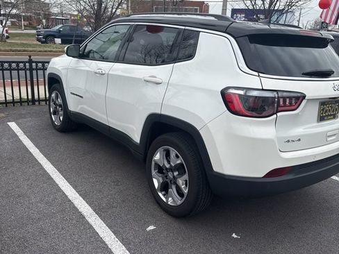 Used 2021 Jeep Compass Limited AWD/4WD image 2